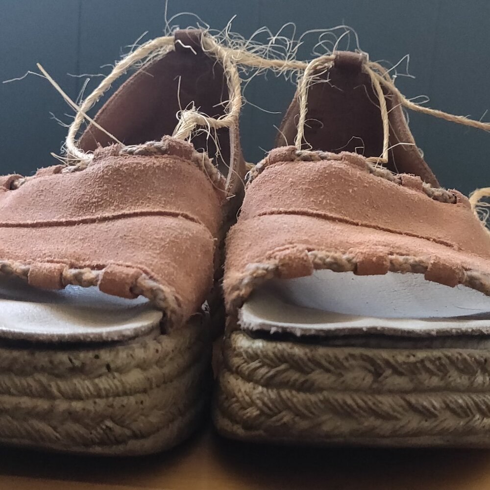 Peach Colored Platform Espadrilles Size 8.5 Bloomingdale's